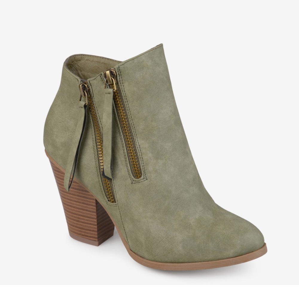 Journee Collection Vally Bootie
